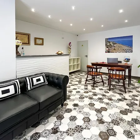 Hostel Micaela Charming Torremolinos