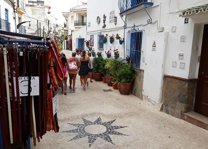 ゲストハウス Micaela Charming *