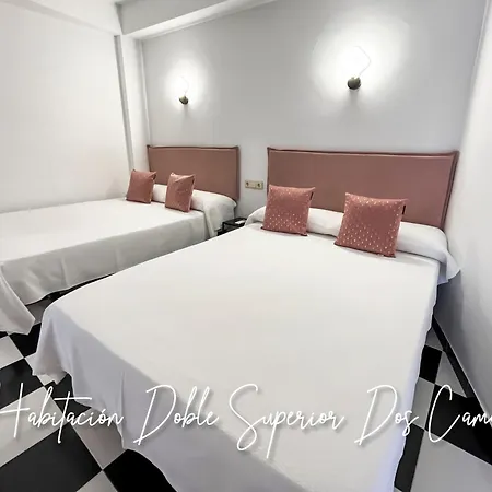 Micaela Charming Albergue *