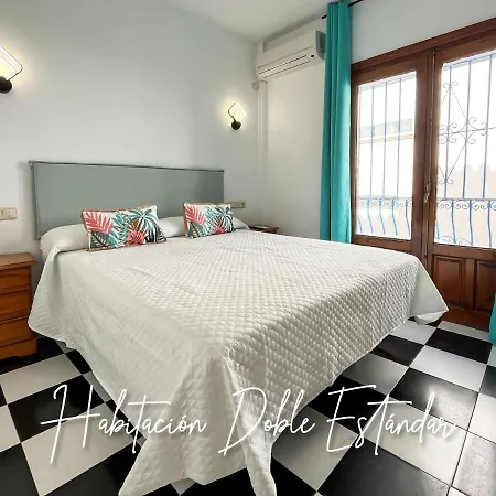 Hostel Micaela Charming Torremolinos